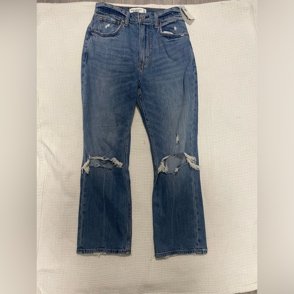 Abercrombie & Fitch Distressed Blue Women's Jeans new with tags